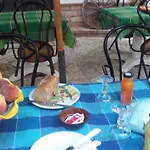 Lemon Garden Bed and breakfast