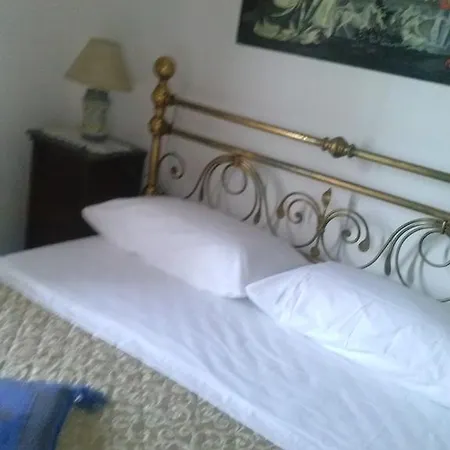 Lemon Garden Bed and breakfast 4*