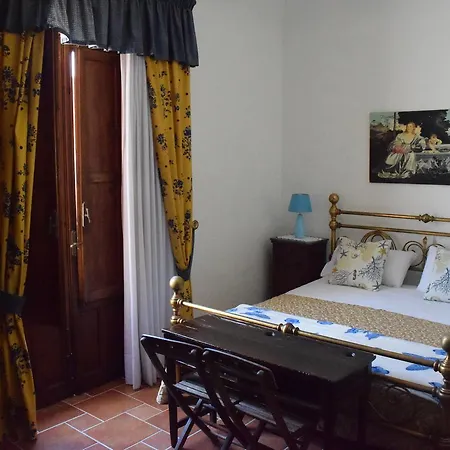 Lemon Garden Bed and breakfast 4*