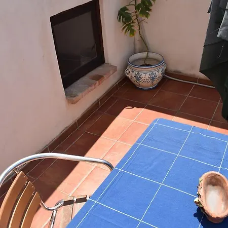 Lemon Garden Bed and breakfast 4*