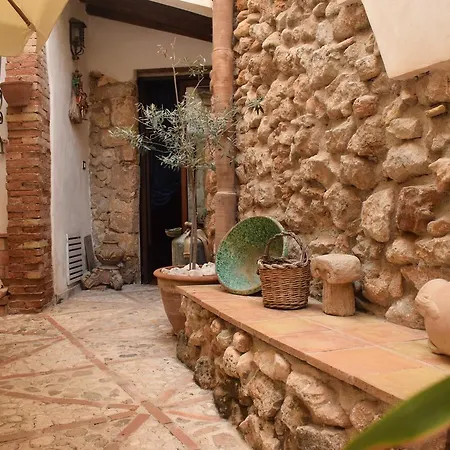 Lemon Garden فندق مبيت وإفطار